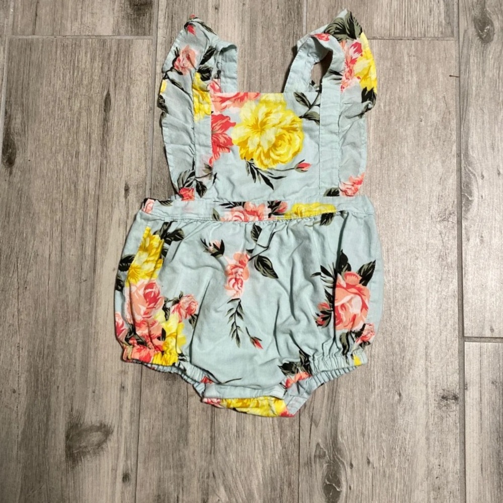 Flower print romper